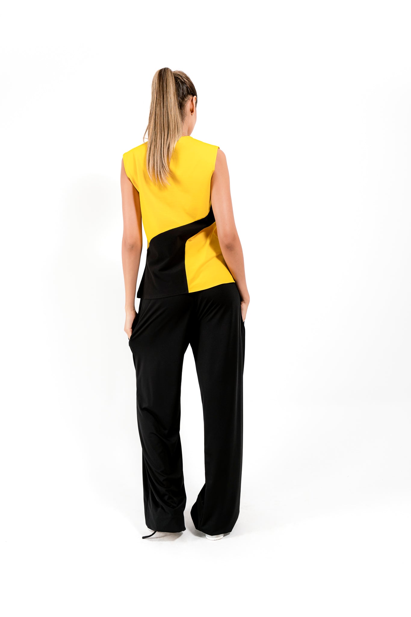 Organic T-shirt Yellow and Black - Velmoft