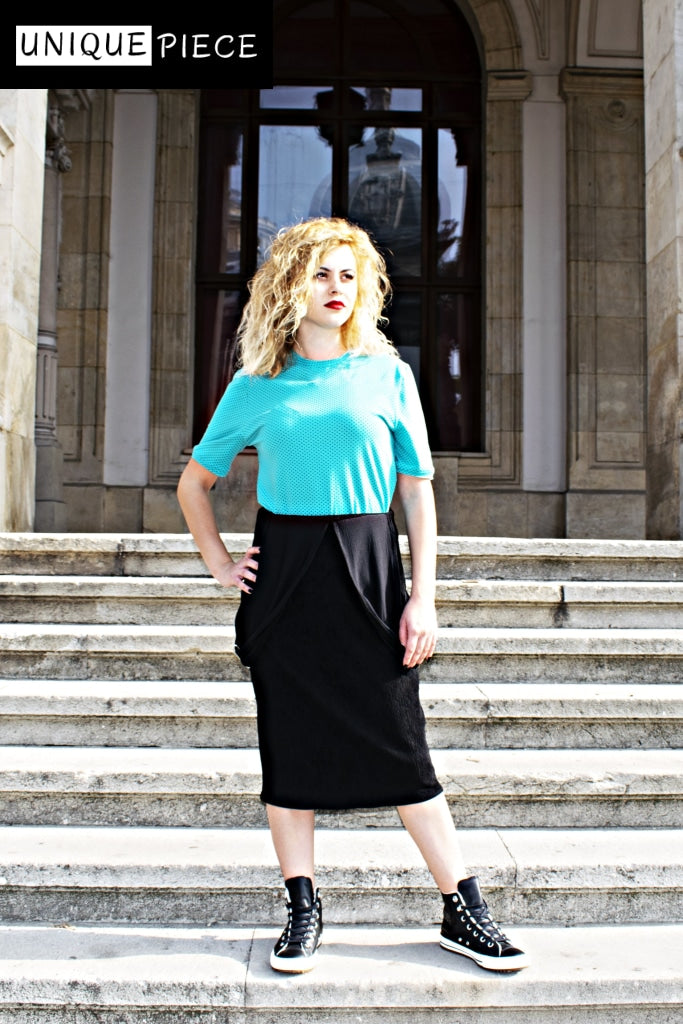 Dots T-shirt Crafted with Natural Fabric - Velmoft