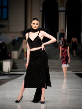 Load image into Gallery viewer, Chiara Costume