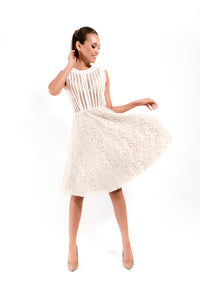 Nude Dress with Lace - Velmoft